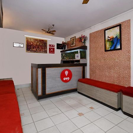 Oyo 3519 Hotel Garden Inn Váránaszi Kültér fotó