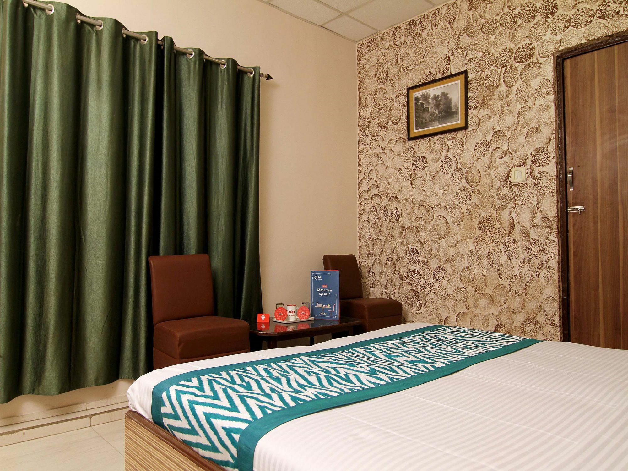 Oyo 3519 Hotel Garden Inn Váránaszi Kültér fotó